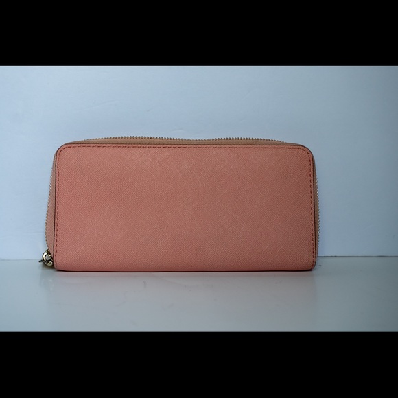 Michael Kors wallet - Picture 2 of 5